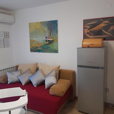 Apartment Dean Климно Экстерьер фото