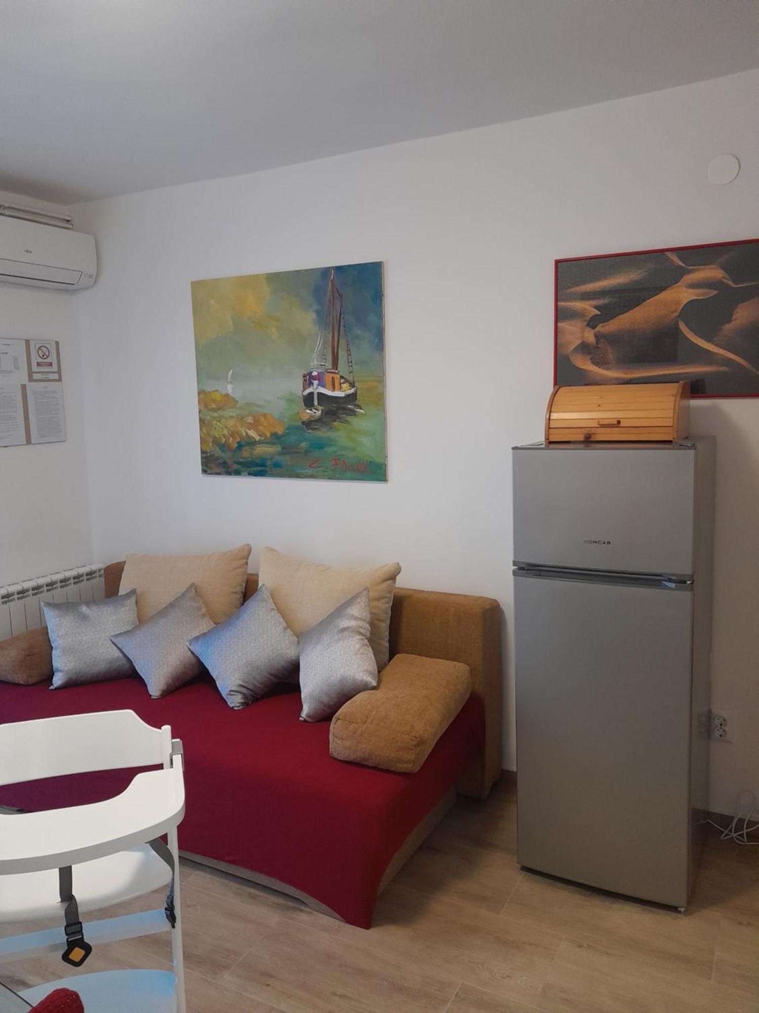 Apartment Dean Климно Экстерьер фото